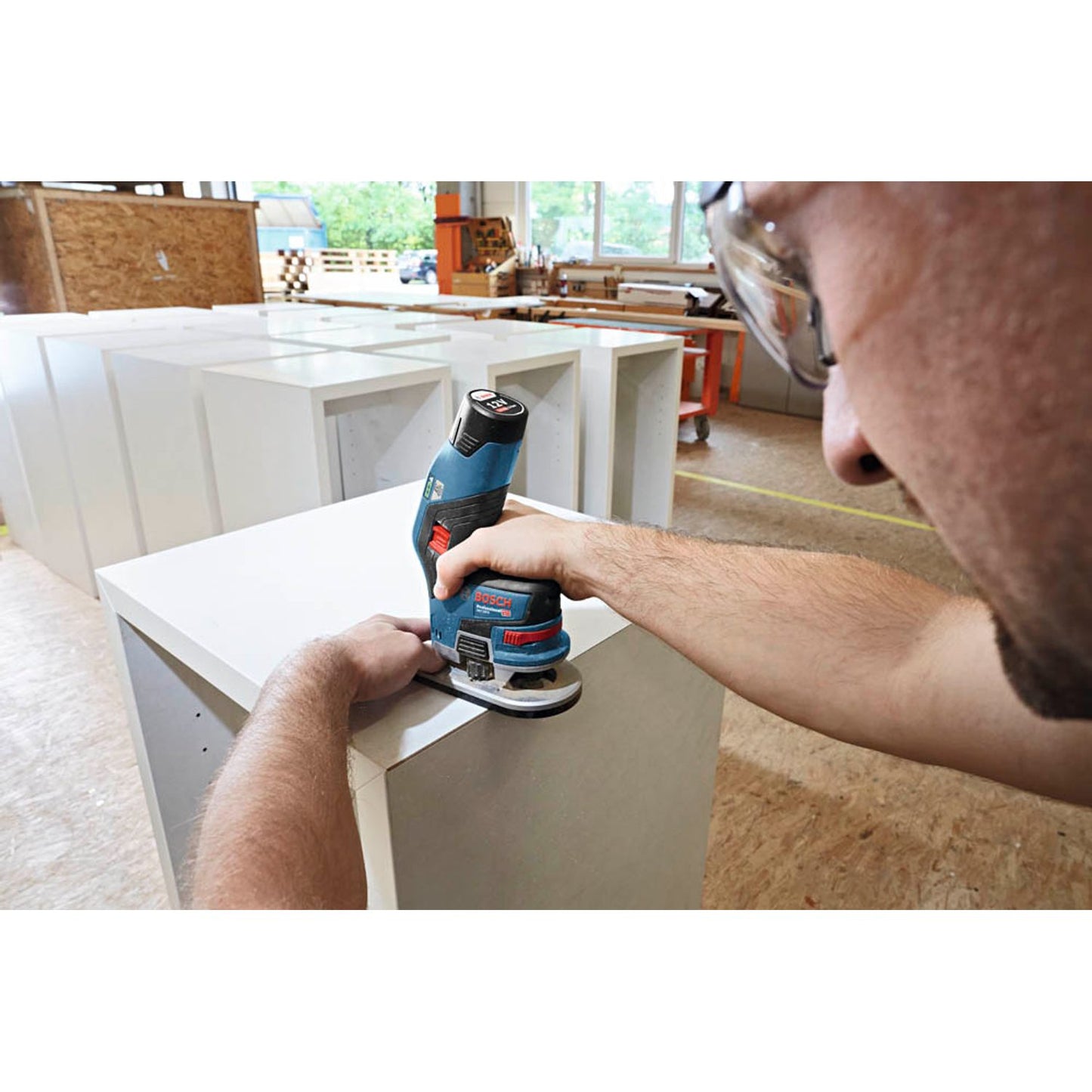 BOSCH Professional GKF 12V-8 Akku-Kantenfräse 12,0 V, ohne Akku | 06016B0002