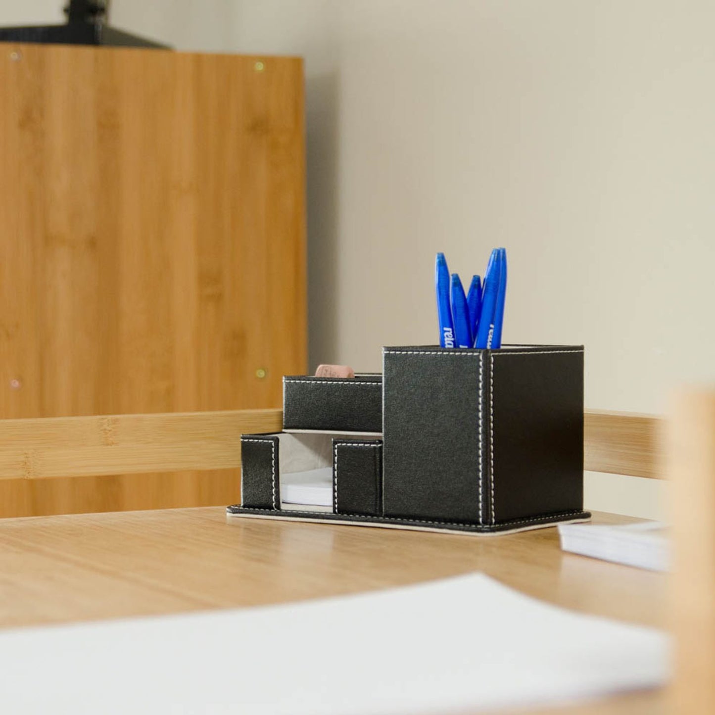 relaxdays Schreibtisch-Organizer schwarz Lederimitat 4 Fächer 18,0 x 12,0 x 10,0 cm | 10021945_0