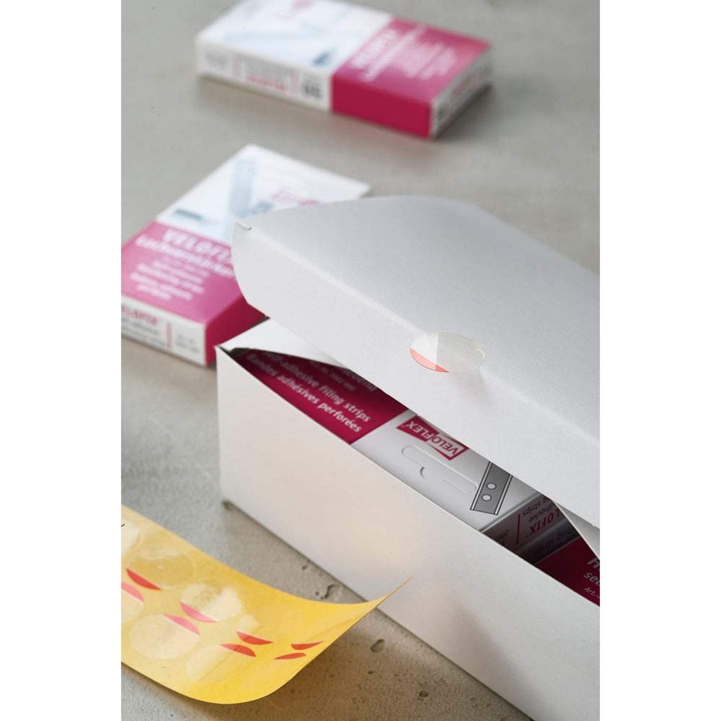 VELOFLEX Folien-Verschlussetiketten transparent 25,0 x 25,0 mm | 2010400 | 1 Rolle = 1.000 St.