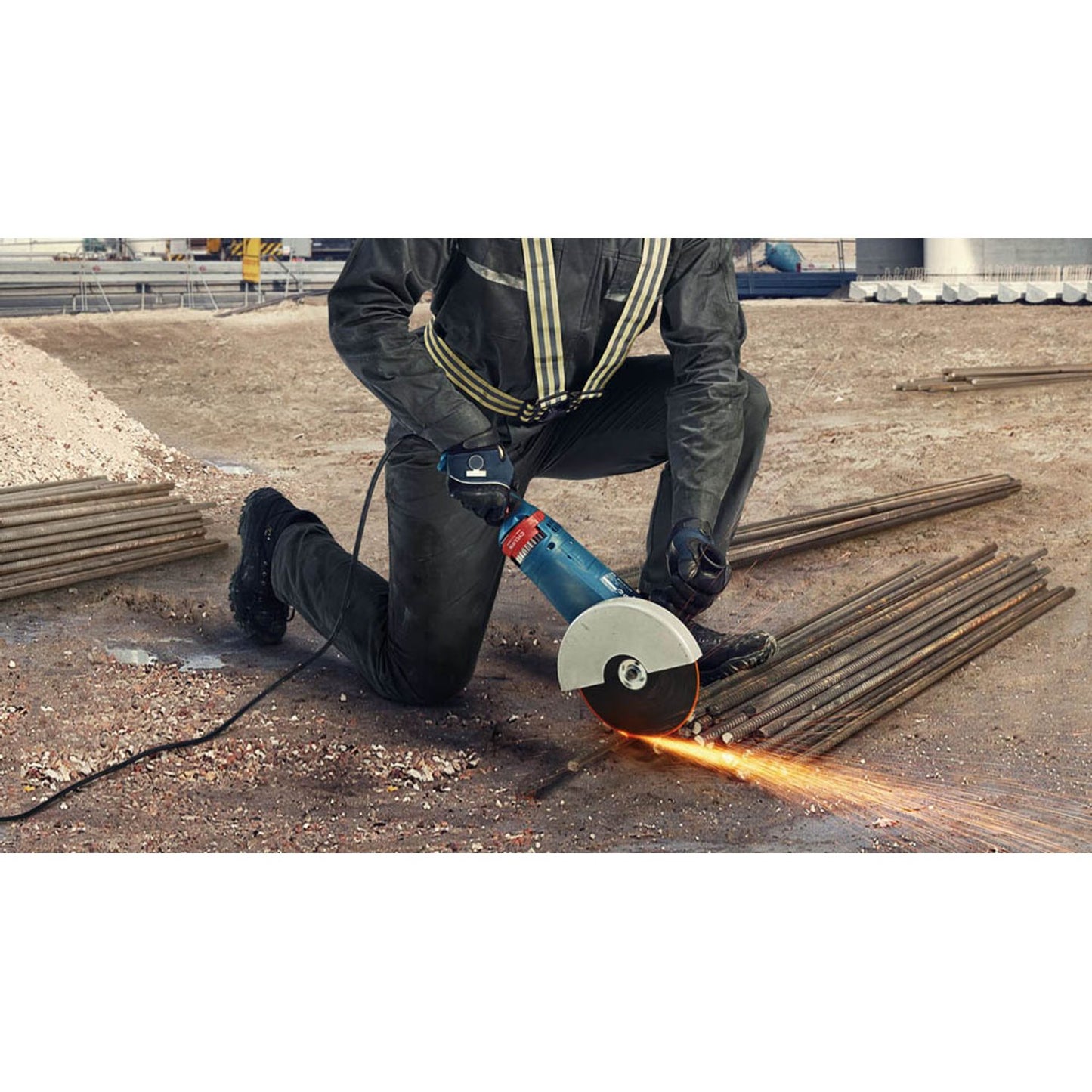 BOSCH Professional GWS 24-230 JZ Winkelschleifer 2.400 W | 0 601 8C3 300