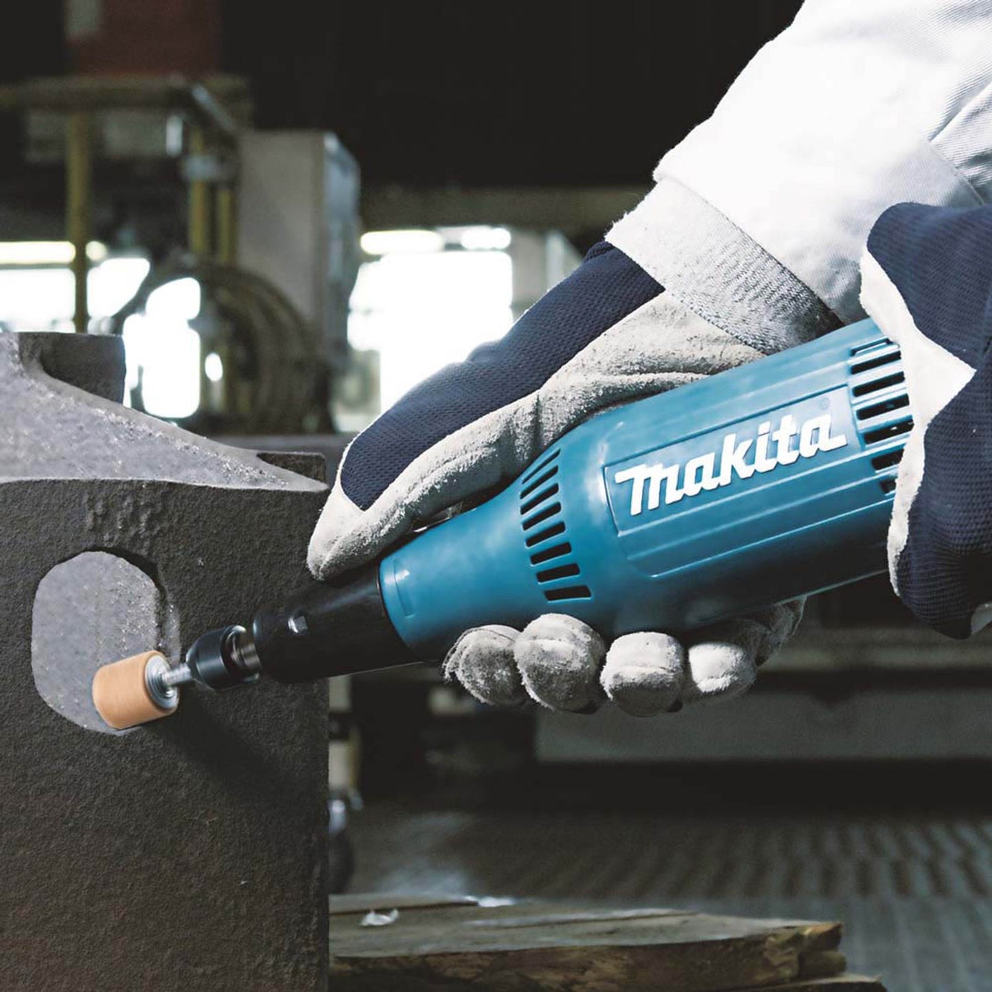 makita Geradschleifer 240 W | GD0603