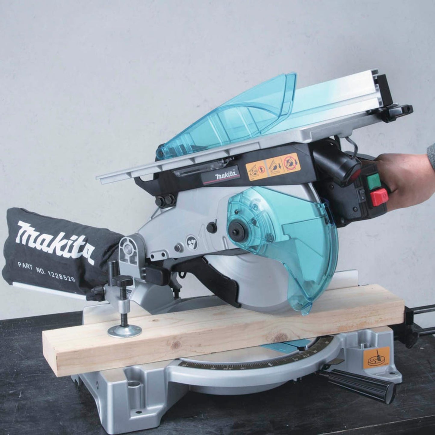makita Kappsäge | LH1040F