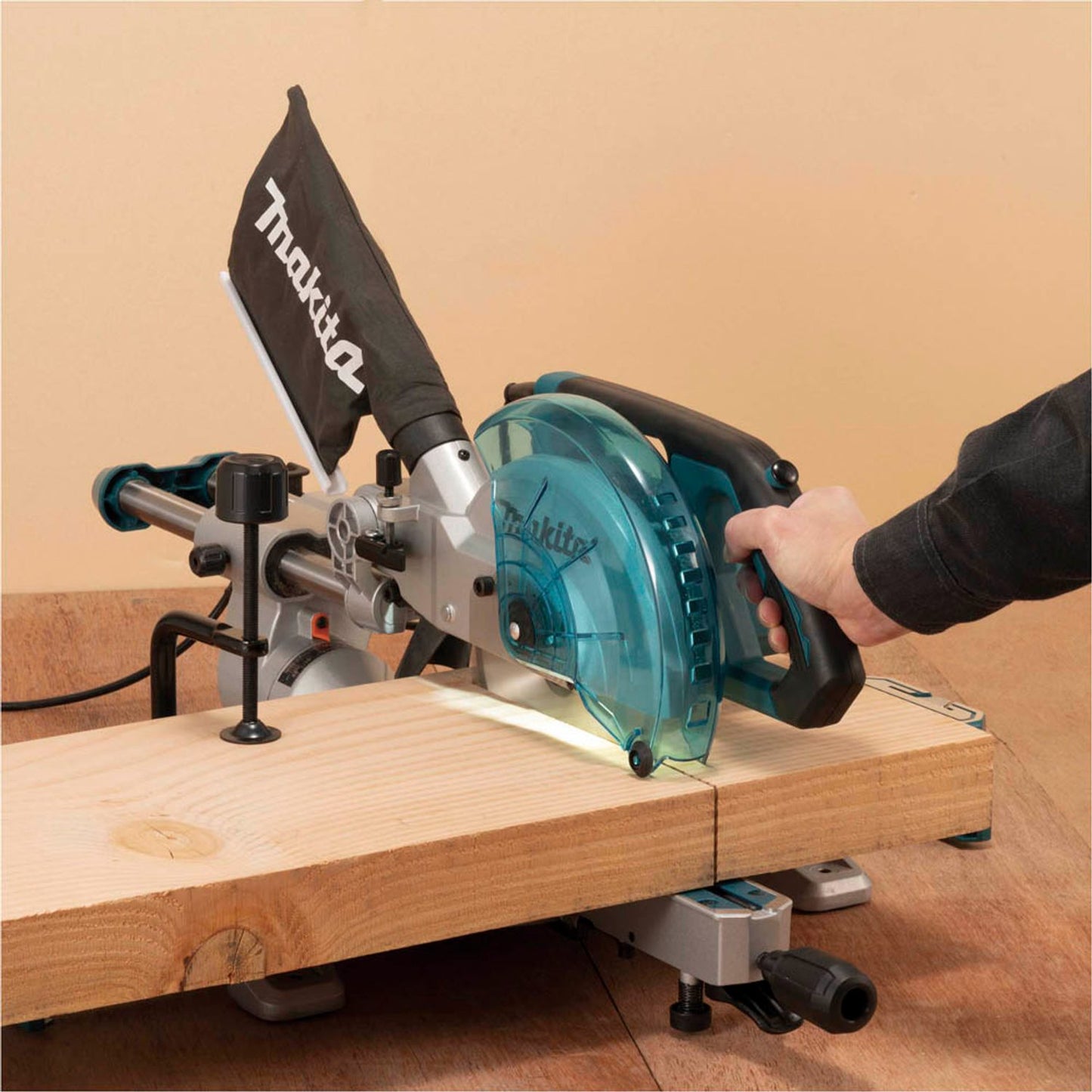 makita Kappsäge | LS0816F