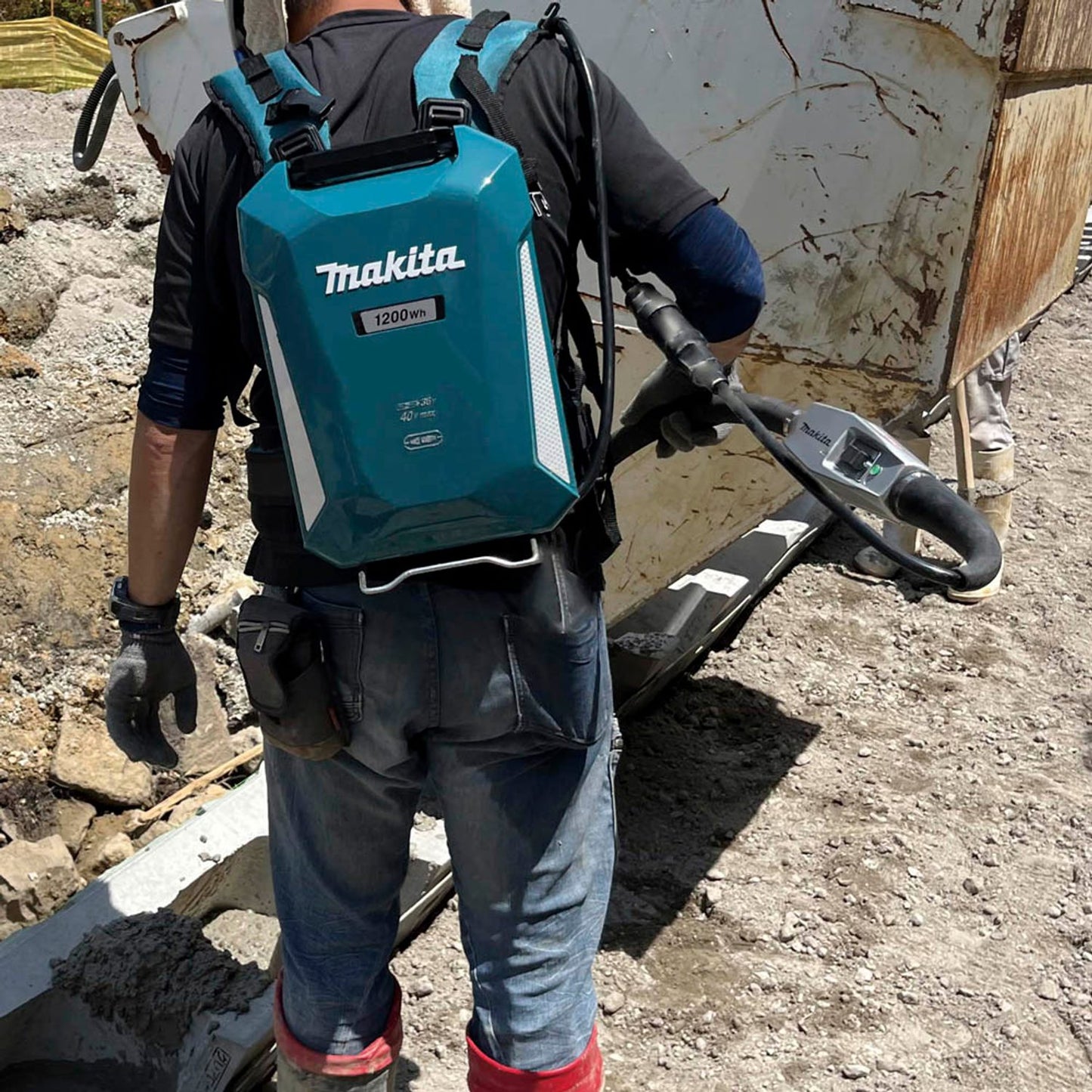 makita Akku-Betonverdichter 36,0 V, ohne Akku | VR001CZ