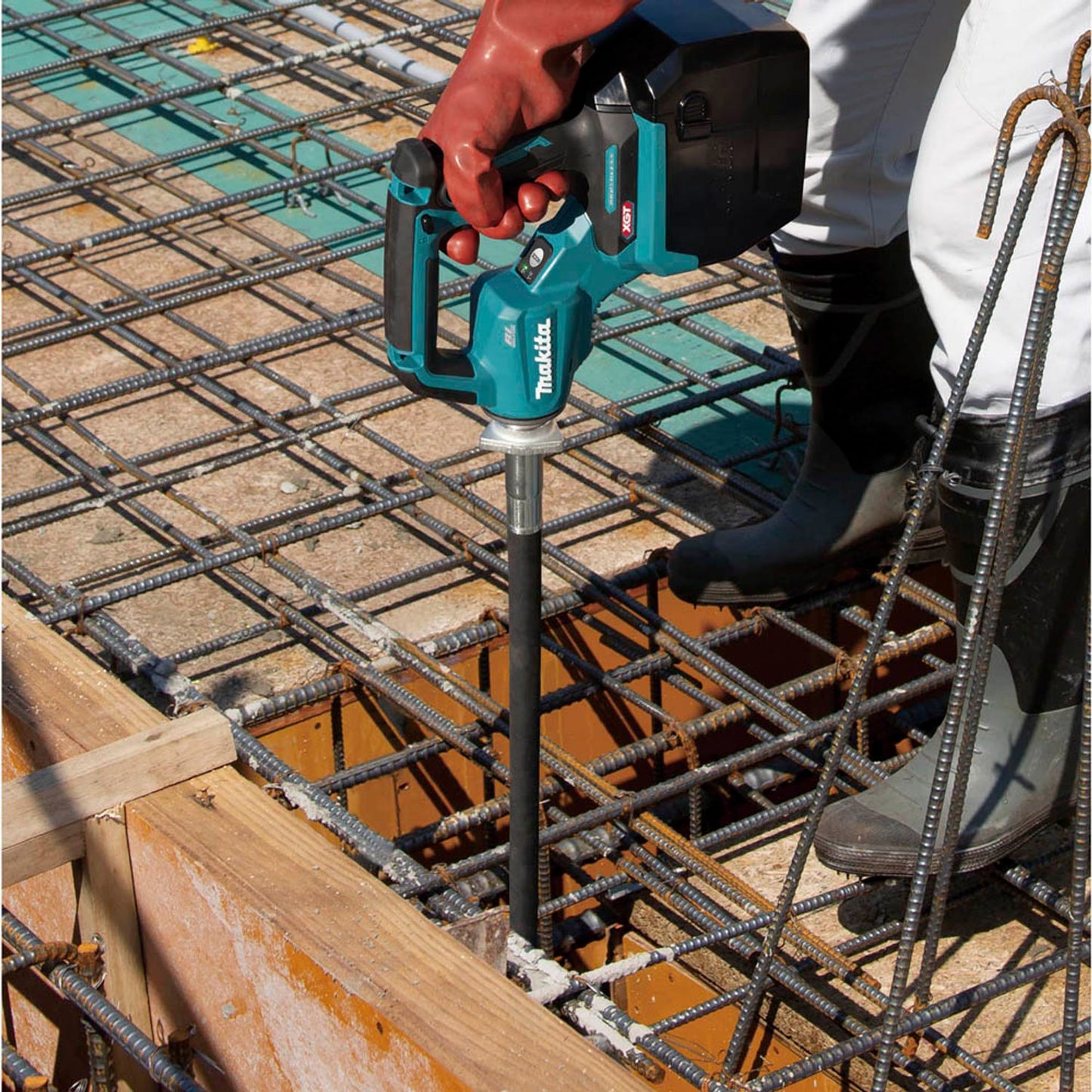 makita Akku-Betonverdichter 40,0 V max., ohne Akku | VR001GZ
