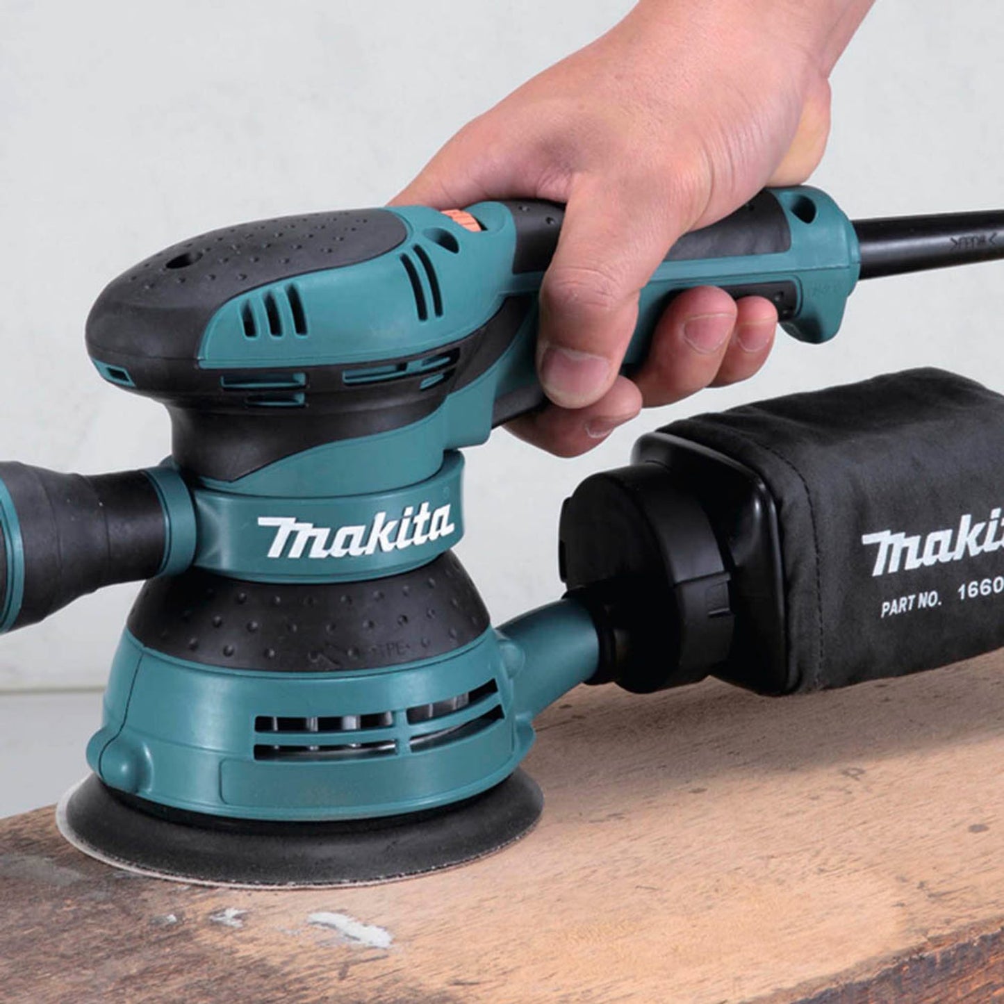 makita Exzenterschleifer 300 W | BO5041J