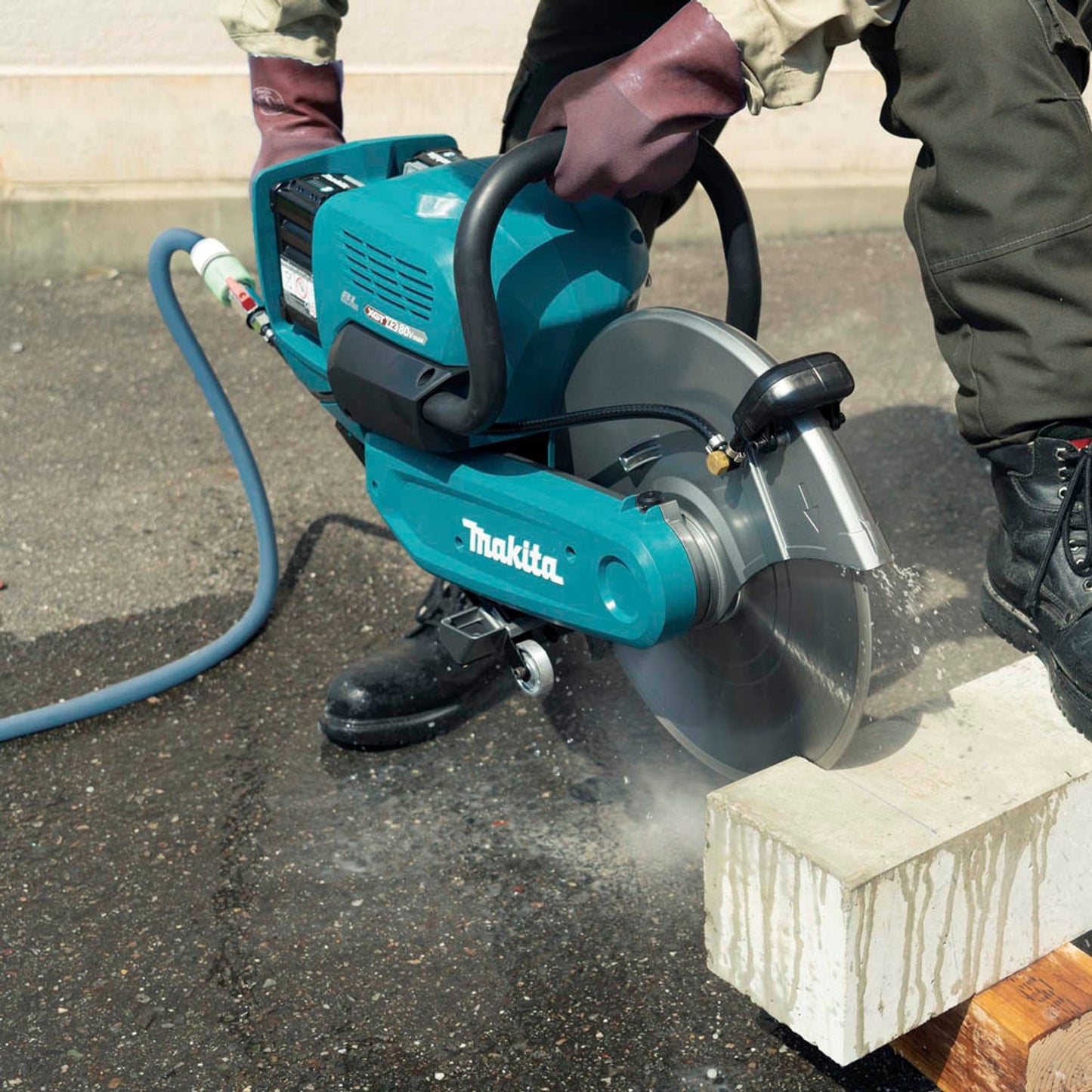 makita Akku-Trennschleifmaschine 2x 40,0 V, ohne Akku | CE001GZ