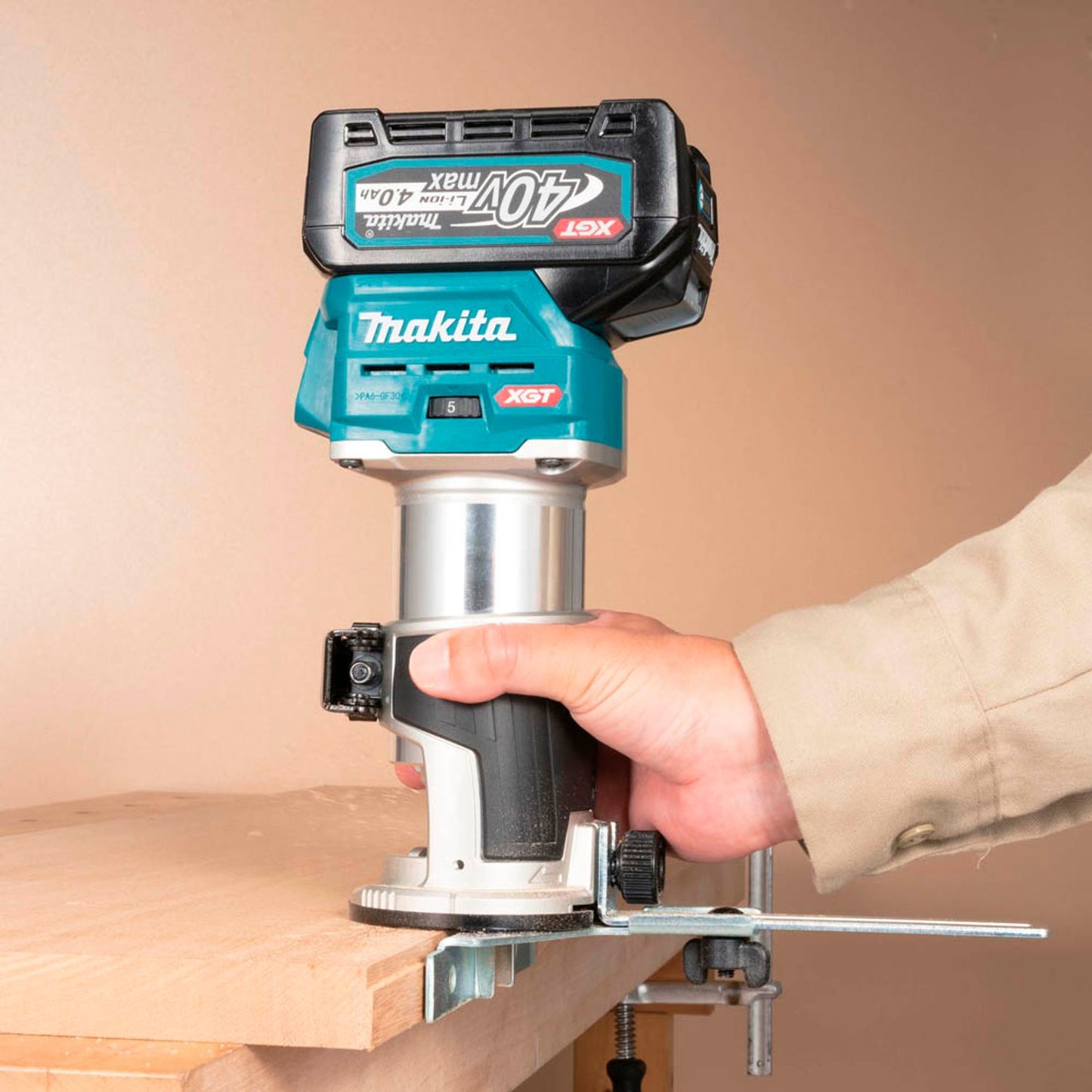 makita Akku-Oberfräse 40,0 V max., ohne Akku | RT001GZ10