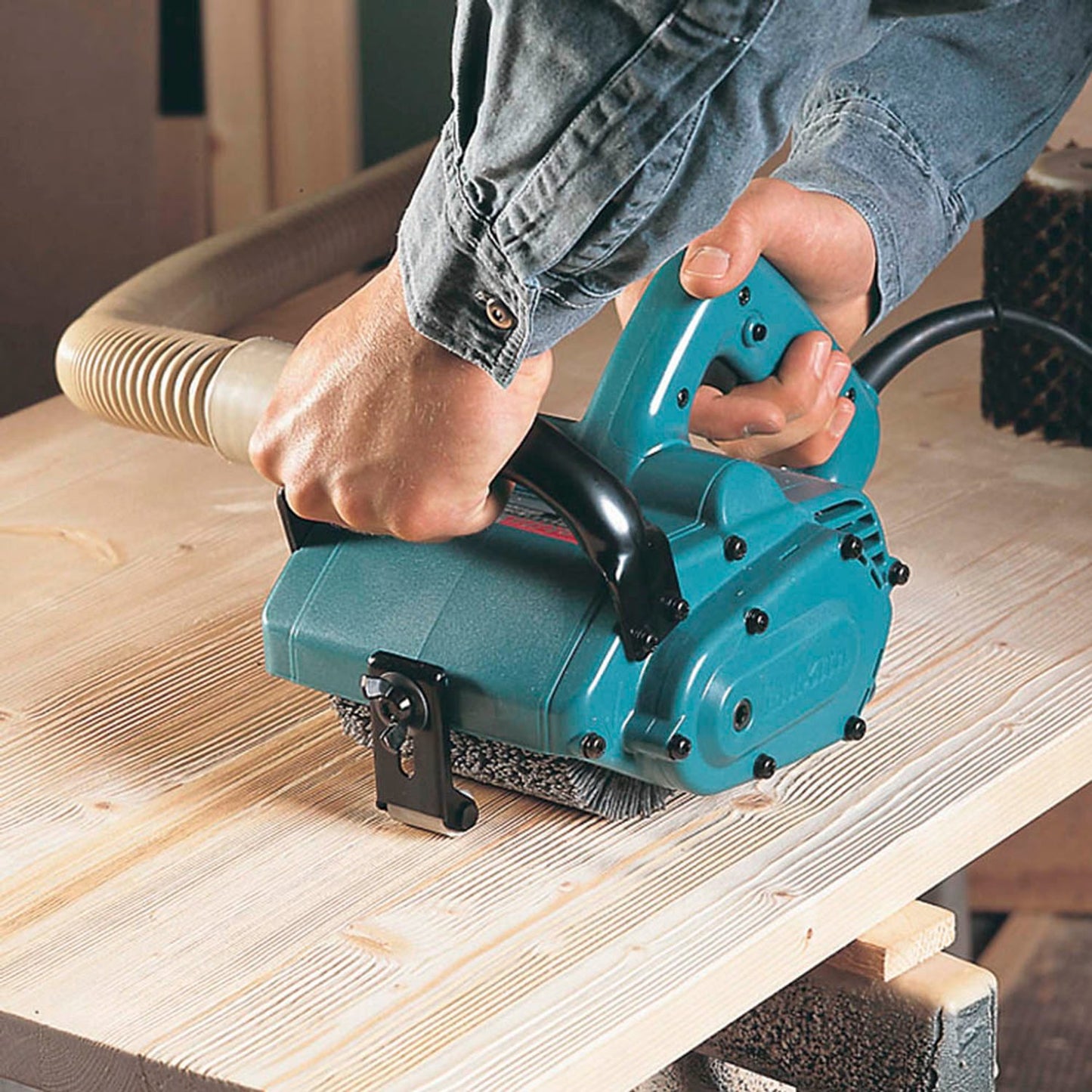 makita Bürstenschleifer 860 W | 9741J