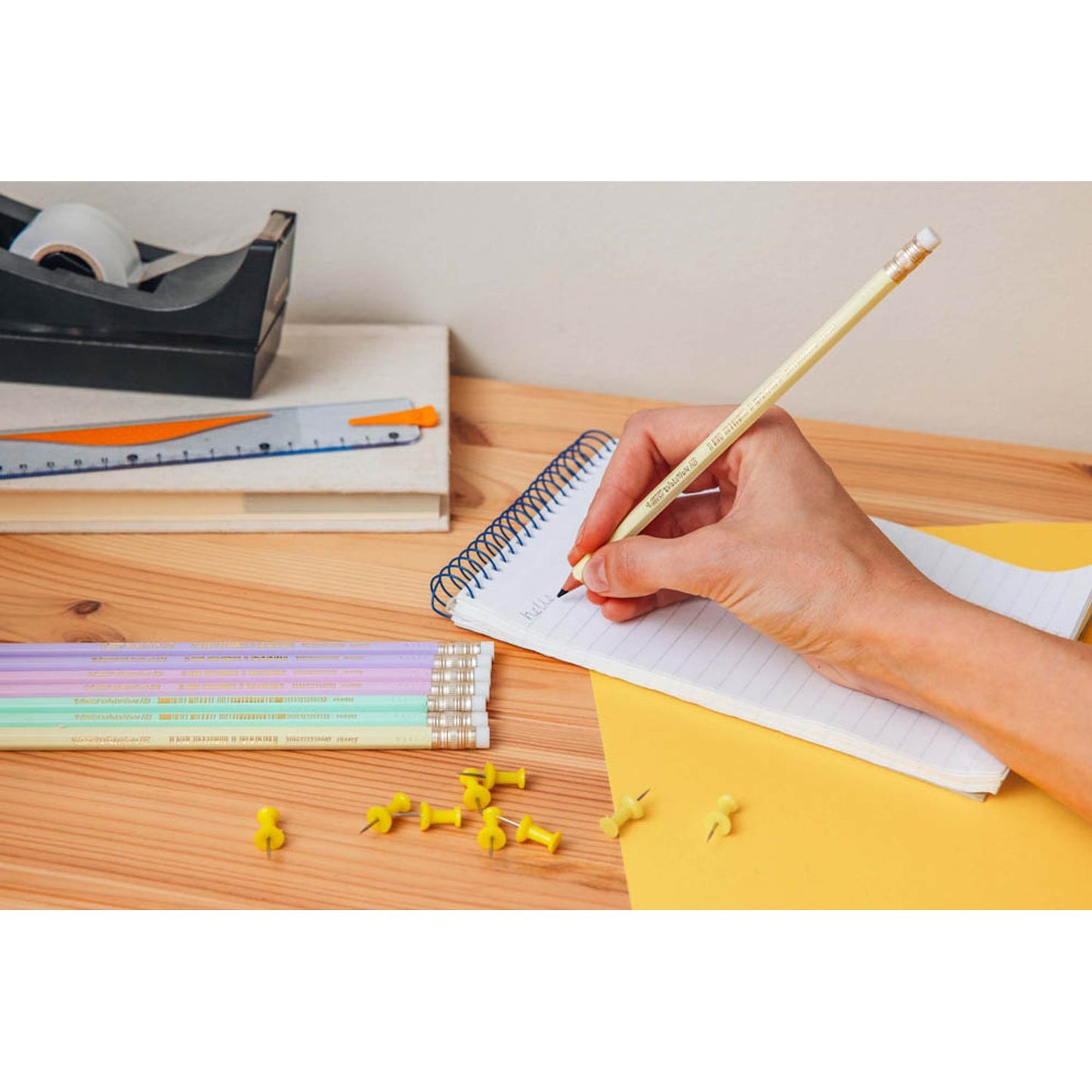 BIC EVOLUTION PASTEL Bleistifte HB rosa, lila, grün, gelb mit Radierer | 518306 | 1 Pack = 10 St.