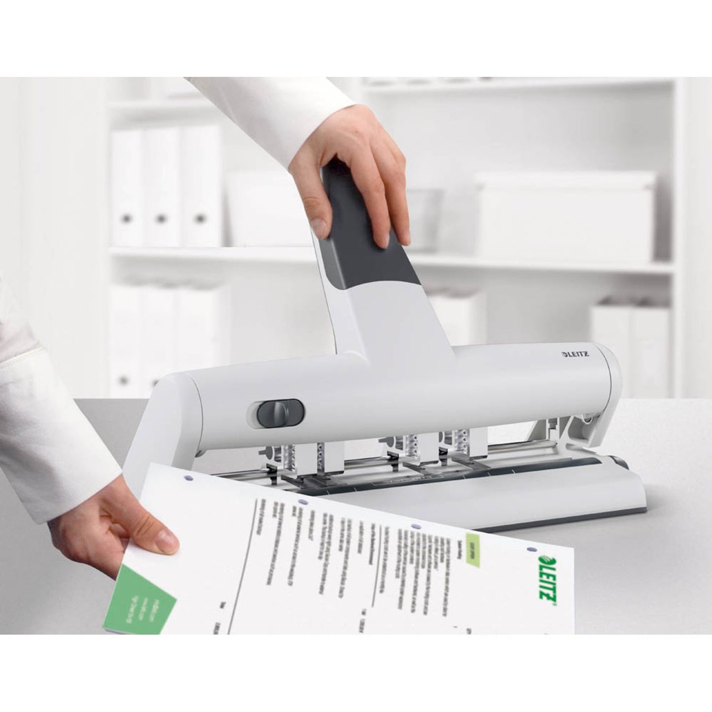 LEITZ Doppellocher Akto 5114 grau | 51140084
