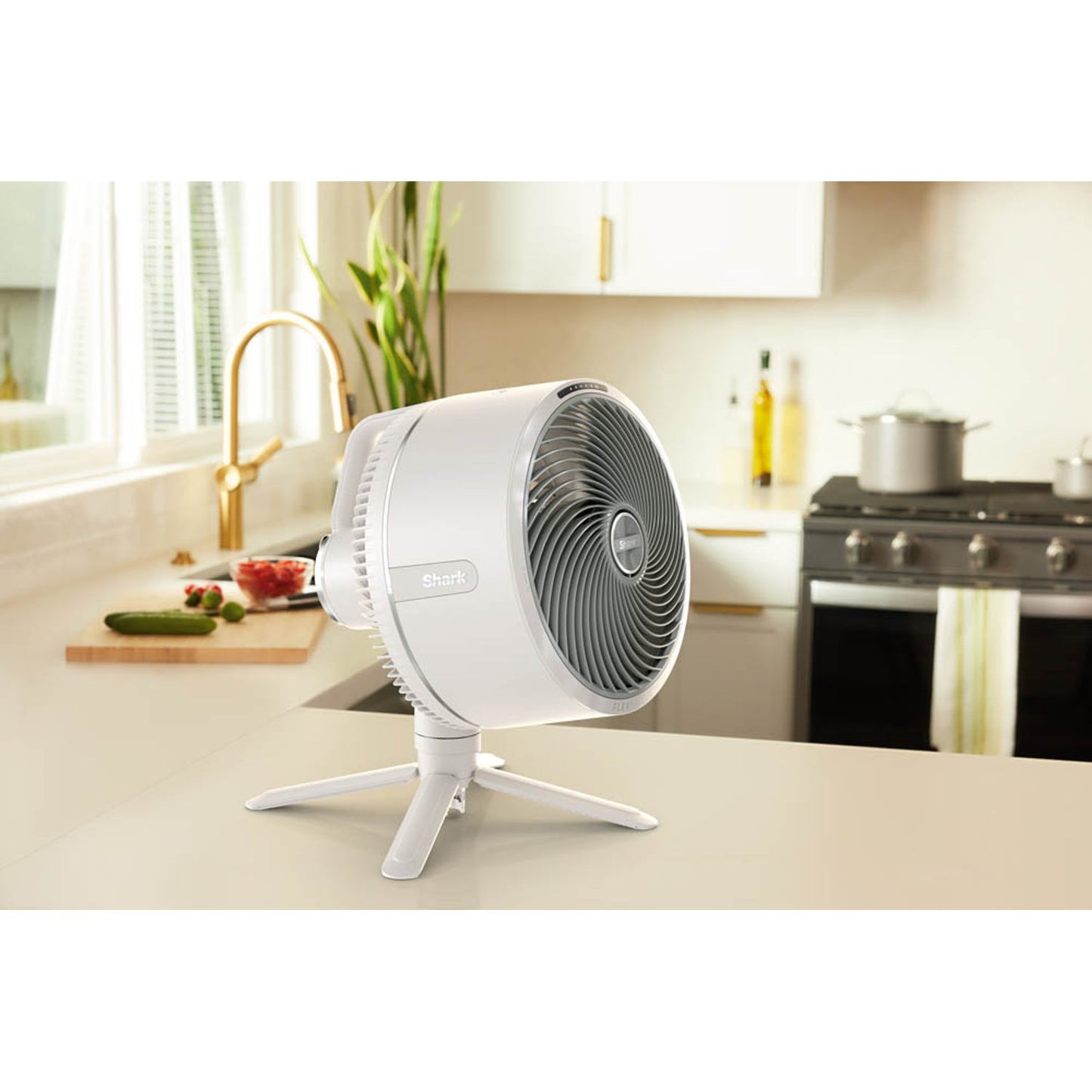 Shark® FlexBreeze Standventilator 15,9 W | FA220EU