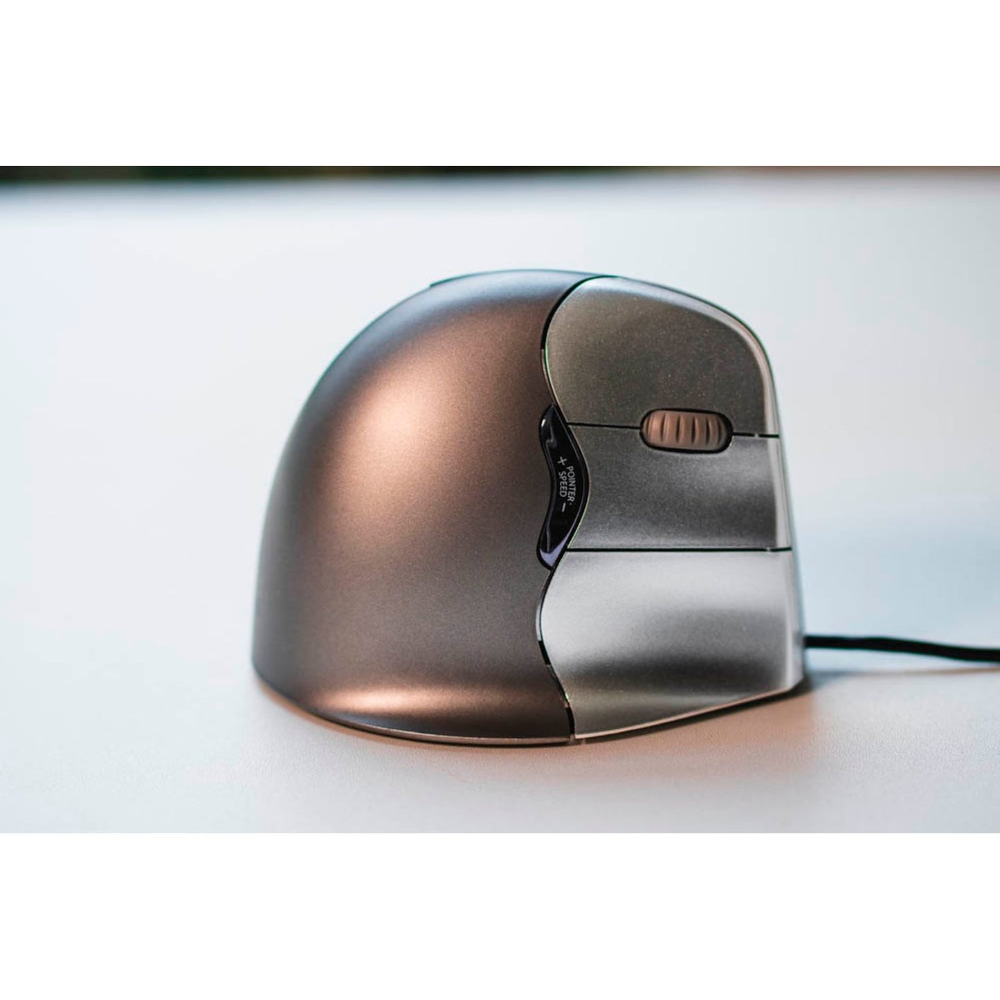 BAKKER ELKHUIZEN Evoluent 4 Maus ergonomisch kabelgebunden grau, schwarz, silber | BNEEVR4