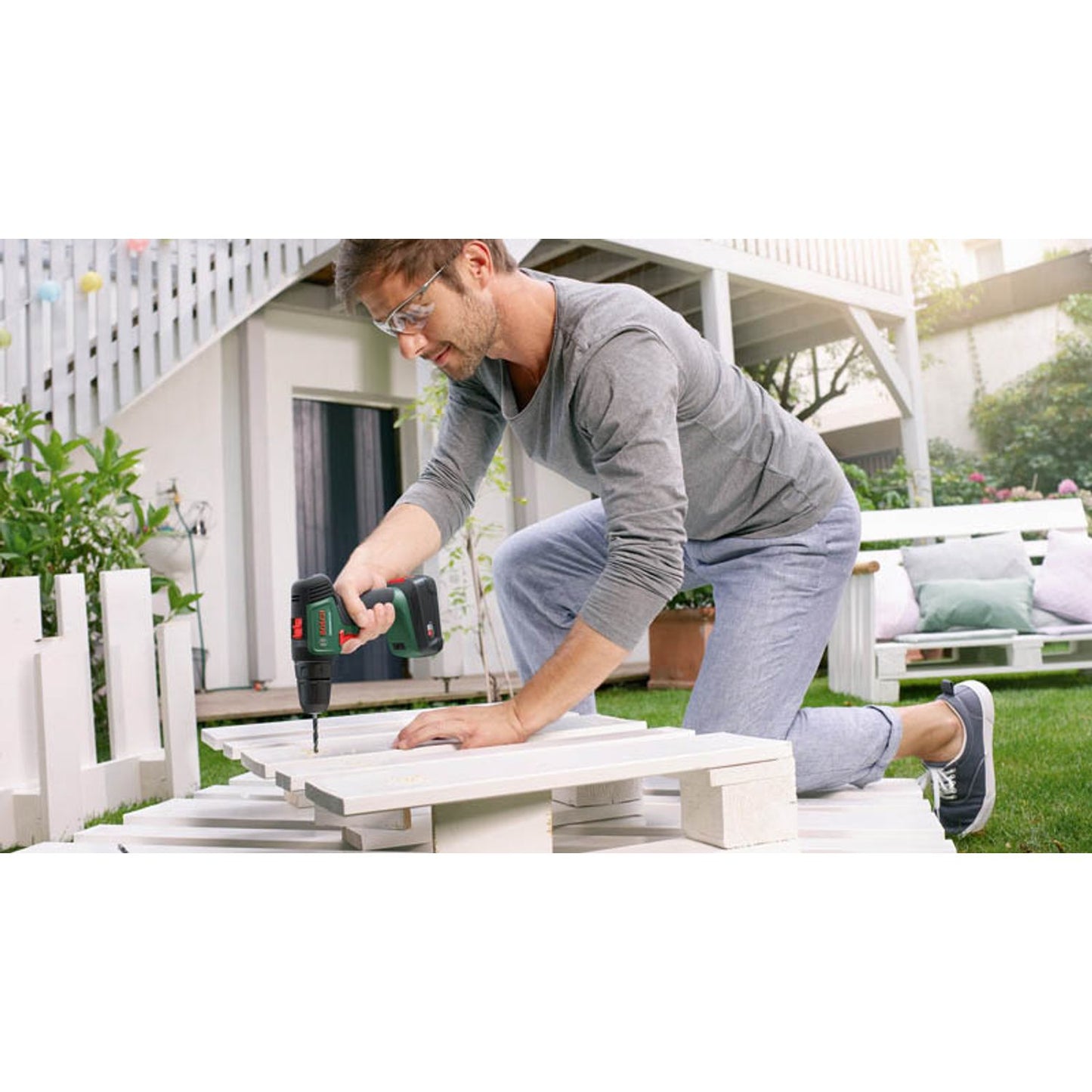 BOSCH Home & Garden UniversalDrill 18V Akku-Bohrschrauber 18,0 V, mit 2 Akkus | 06039D4002