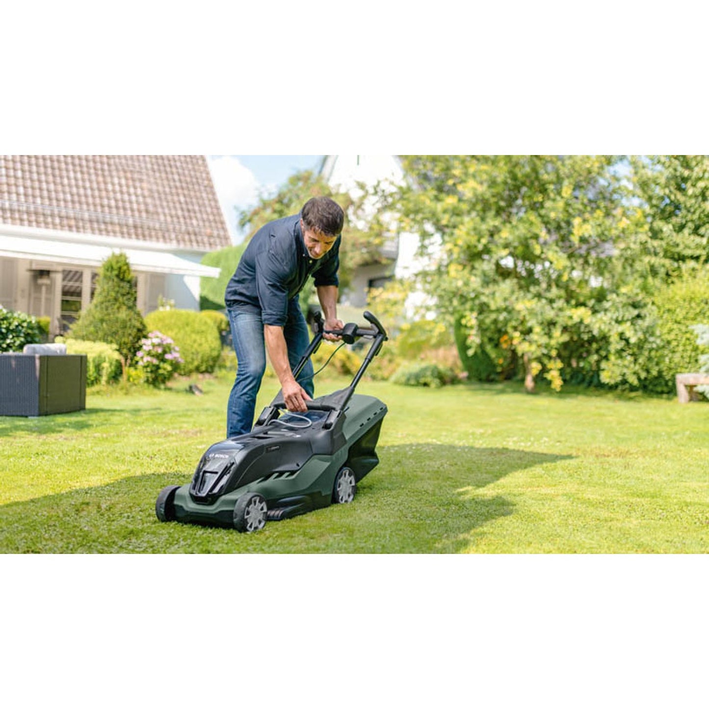 BOSCH Home & Garden AdvancedRotak 36-750 Akku-Rasenmäher 36,0 V für bis zu 750 m² | 06008B9707