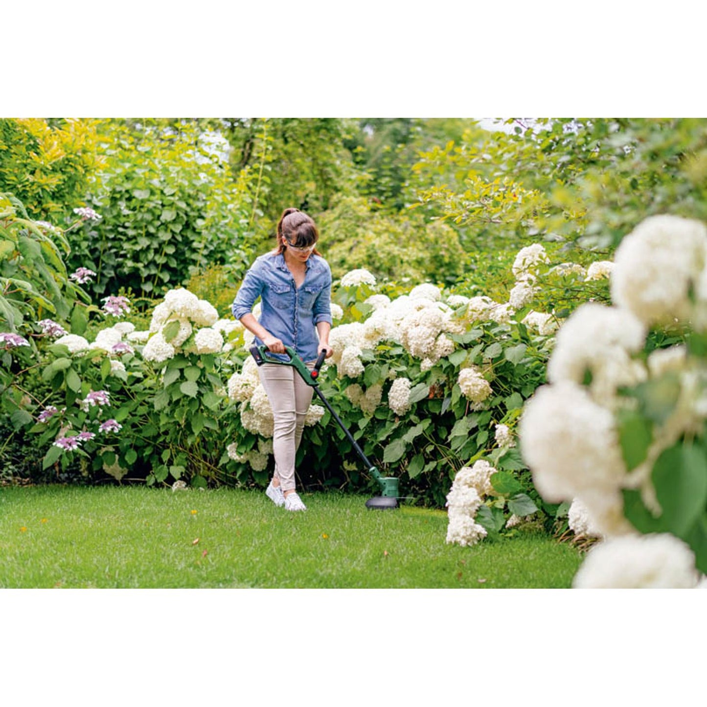 BOSCH Home & Garden EasyGrassCut 18V-260 Akku-Rasentrimmer 18,0 V, mit 2 Akkus | 06008C1C05