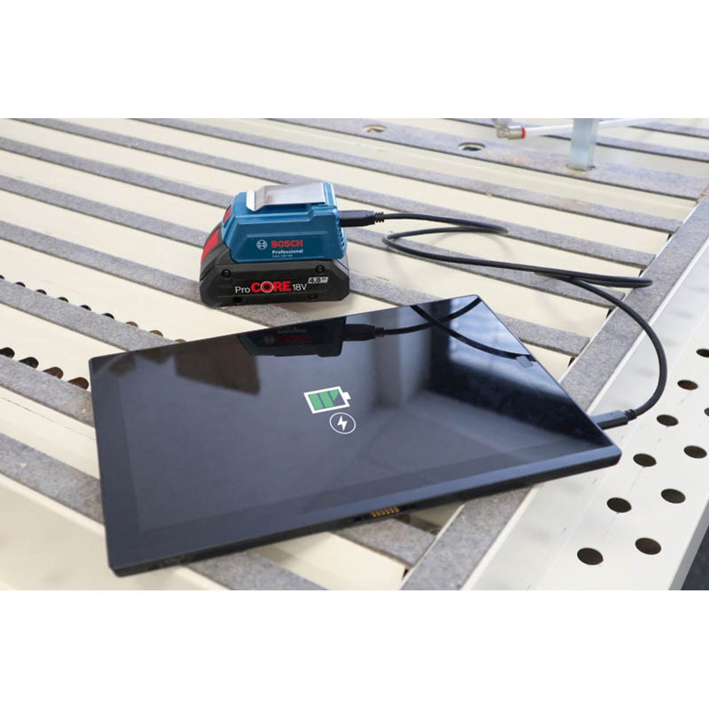 BOSCH Professional GAA 18V-48 USB-Akku-Ladegerät | 06188000L6