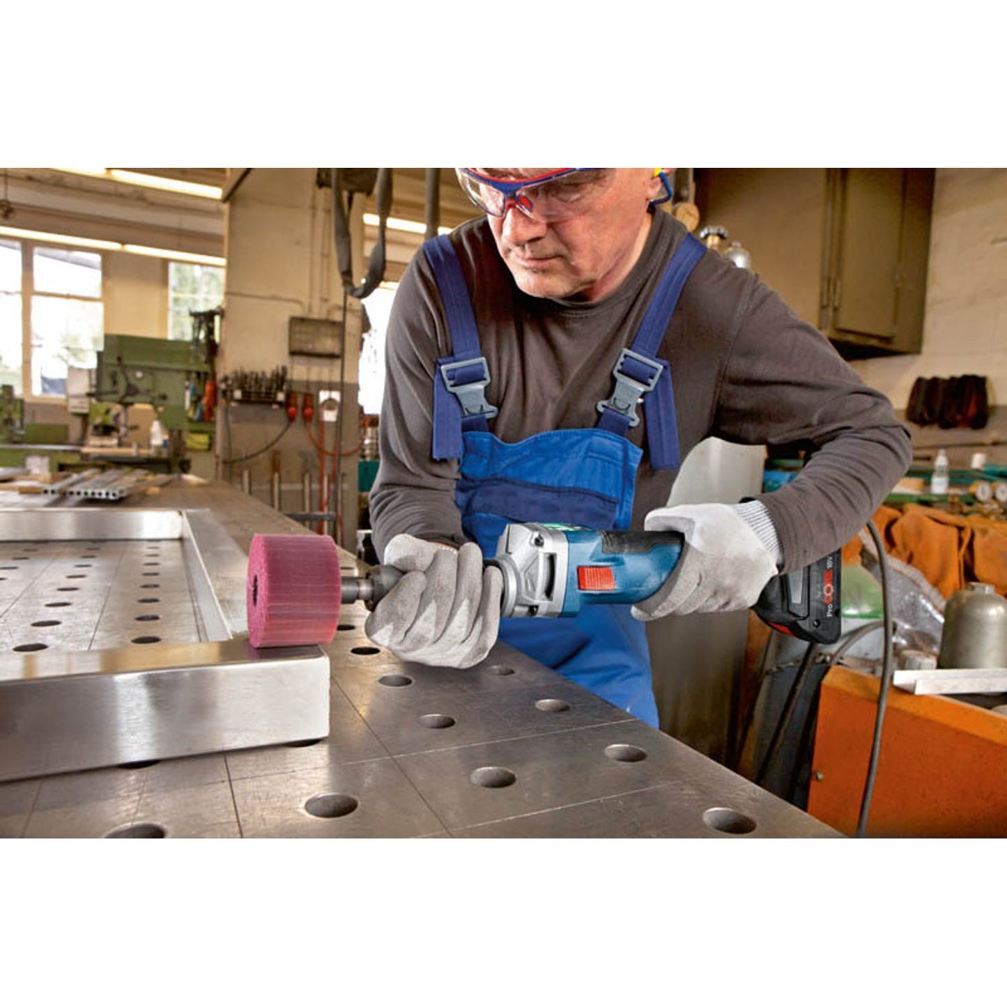 BOSCH Professional AKTION: GGS 18V-10 SLC Akku-Geradschleifer 18,0 V, ohne Akku mit Prämie nach Registrierung | 06012B4001