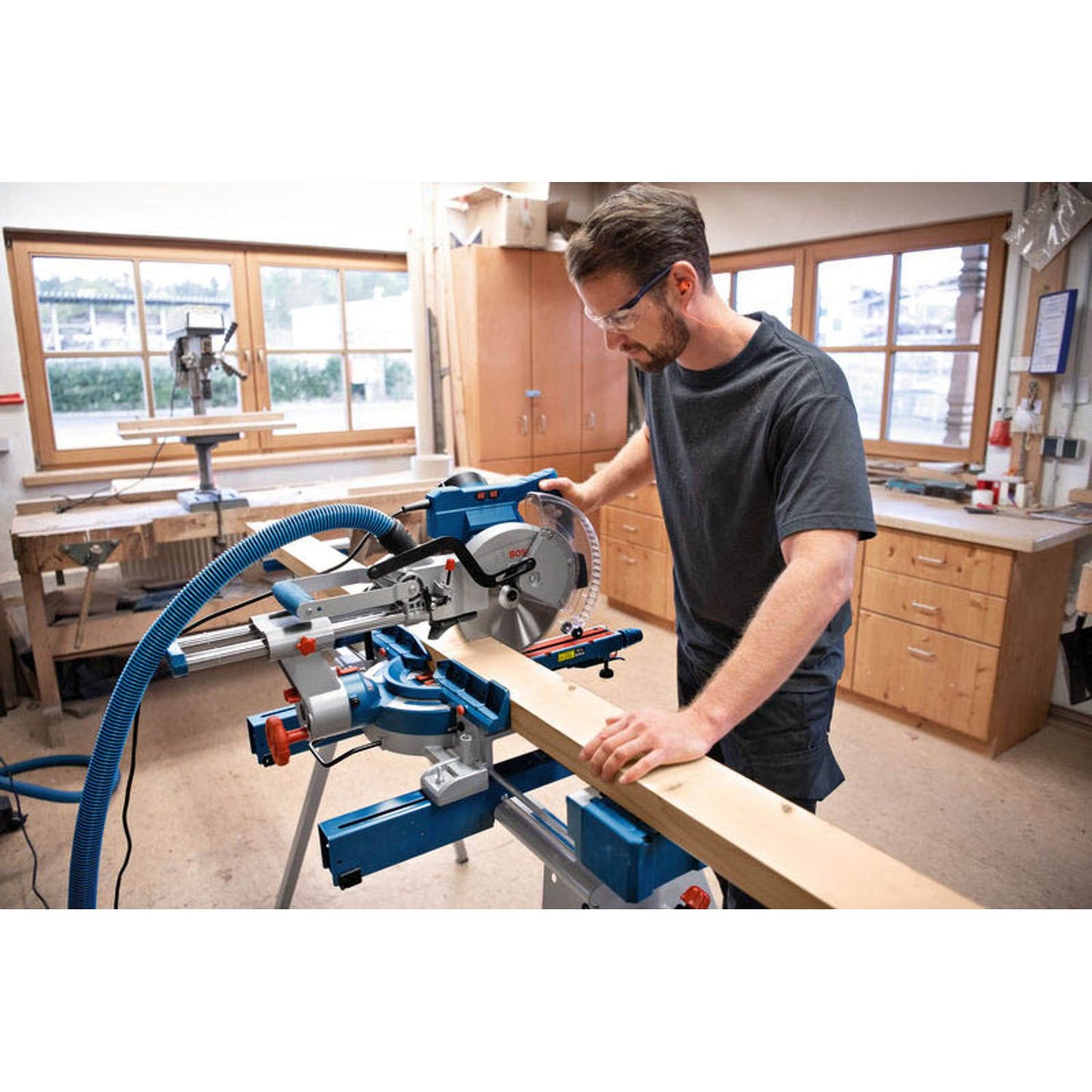 BOSCH Professional GCM 305-254 D Kappsäge 1.500 W | 0601B49100